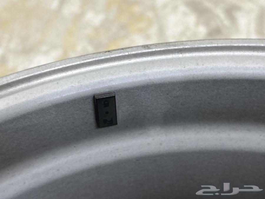 جنوط لكزس es350 خليجي اصلي وكااالللهه جدييده64357026641539113