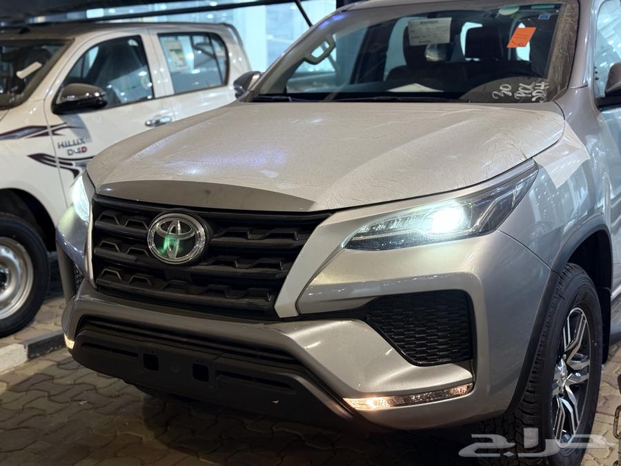 تويوتا فورتشنر دبل ديزل 2025 متوفر جميع الالوان64356193992195114