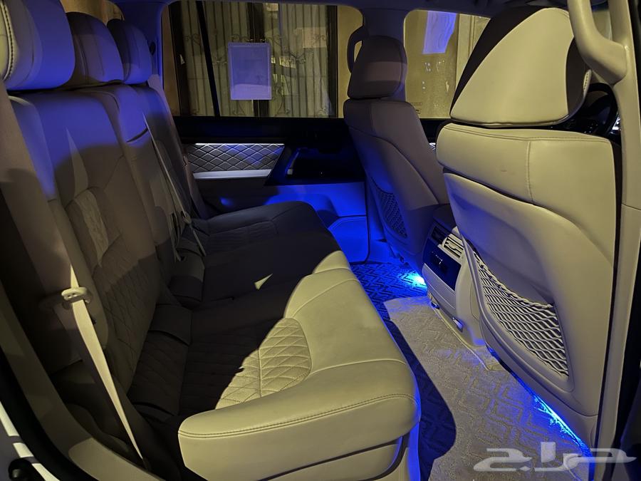 لاند كلوزر خليجي آخر الجديد شرط ممشى قليل جدا فيه ضربه بسيط64358352284033114