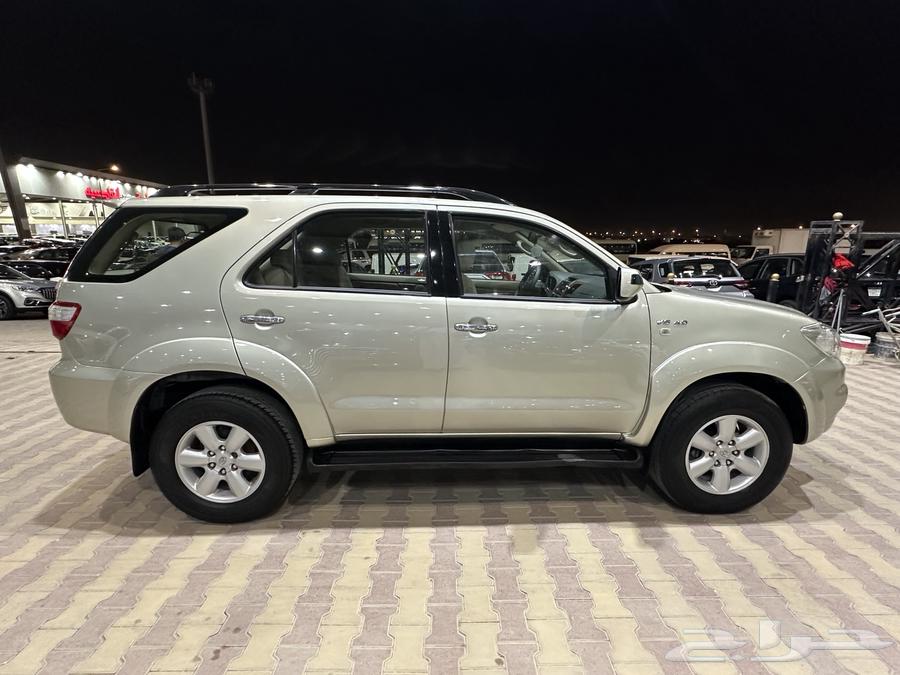 تويوتا فورشنر موديل 2011 دبل 6 سلندر64353751061506114