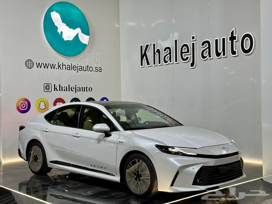 تويوتا كامرى LE هايبرد موديل 202564352883179905110