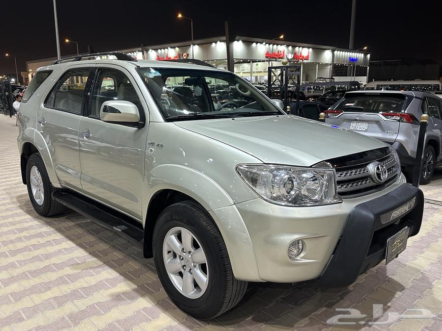 تويوتا فورشنر موديل 2011 دبل 6 سلندر64353751061506112