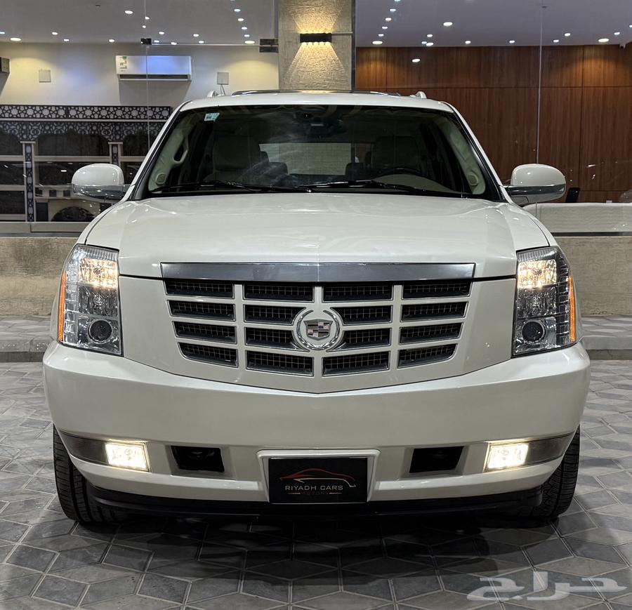 Cadillac Escalade 2008 Long (Excellent Condition)64349081469697112