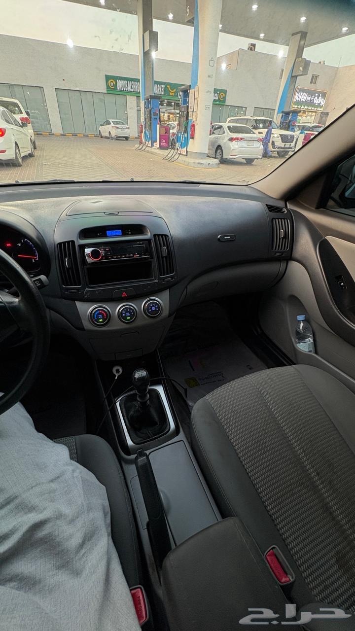 Elantra 2012 Machine 2.064347779017857114