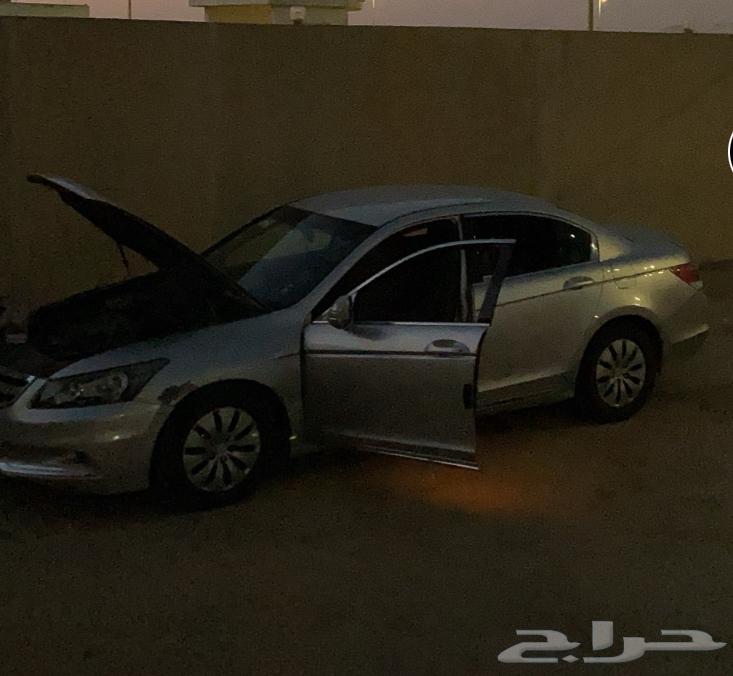 اكورد 2011 فضي للبيع بأي سعر ابخسوها64358756593155110