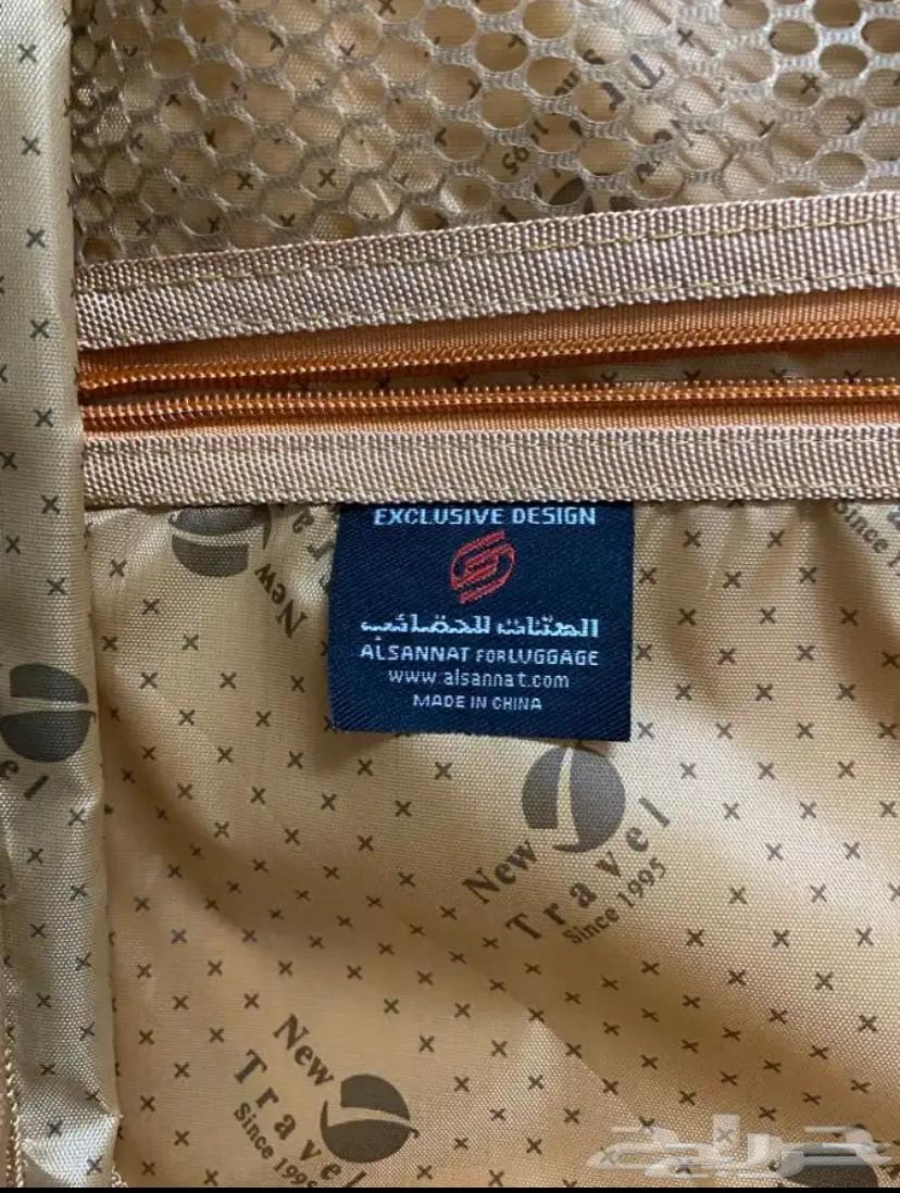 شنطة سفر نظيفه ومافيها عيوب64116512910595111