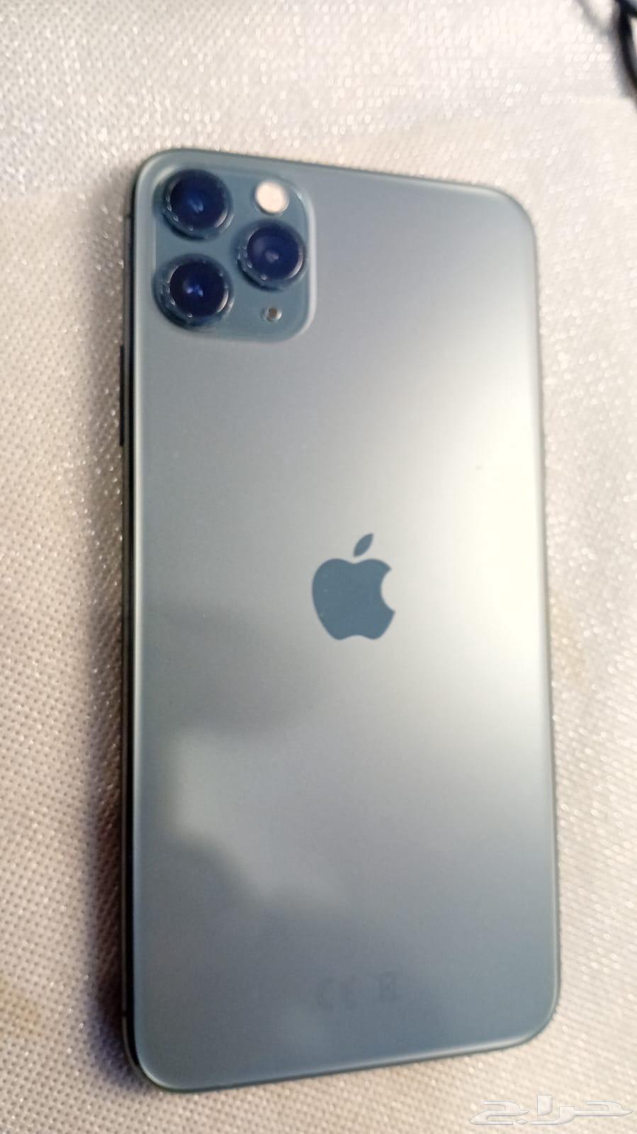 آيفون 11 بروماكس نضيف جدا بطاريه 8164099140144642110