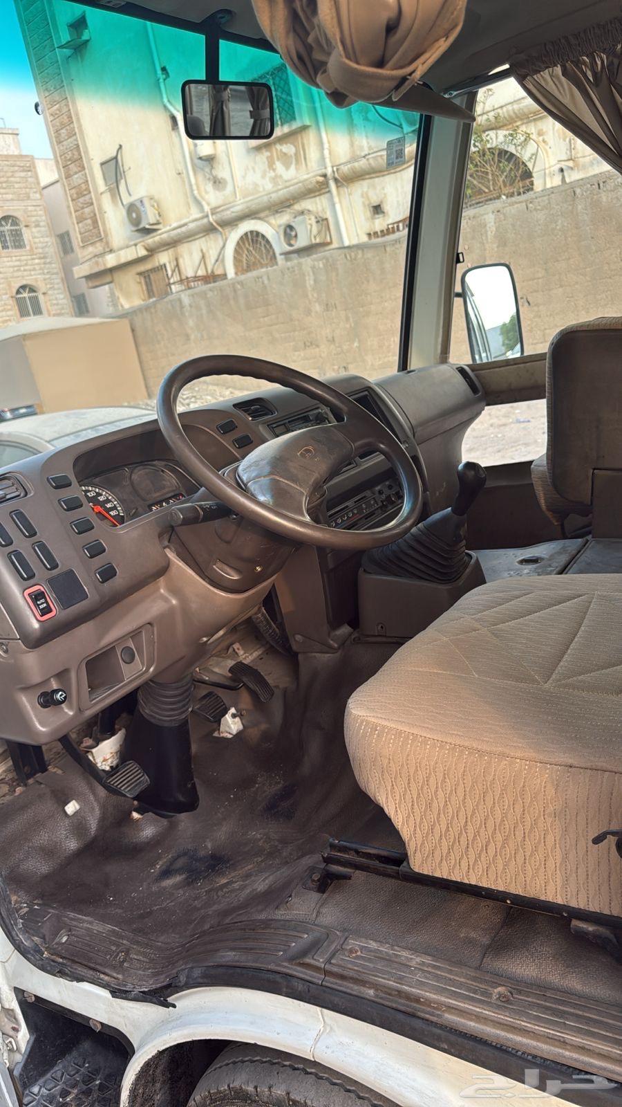 باص روزاء مستوبيشي ديزل64355053404419114