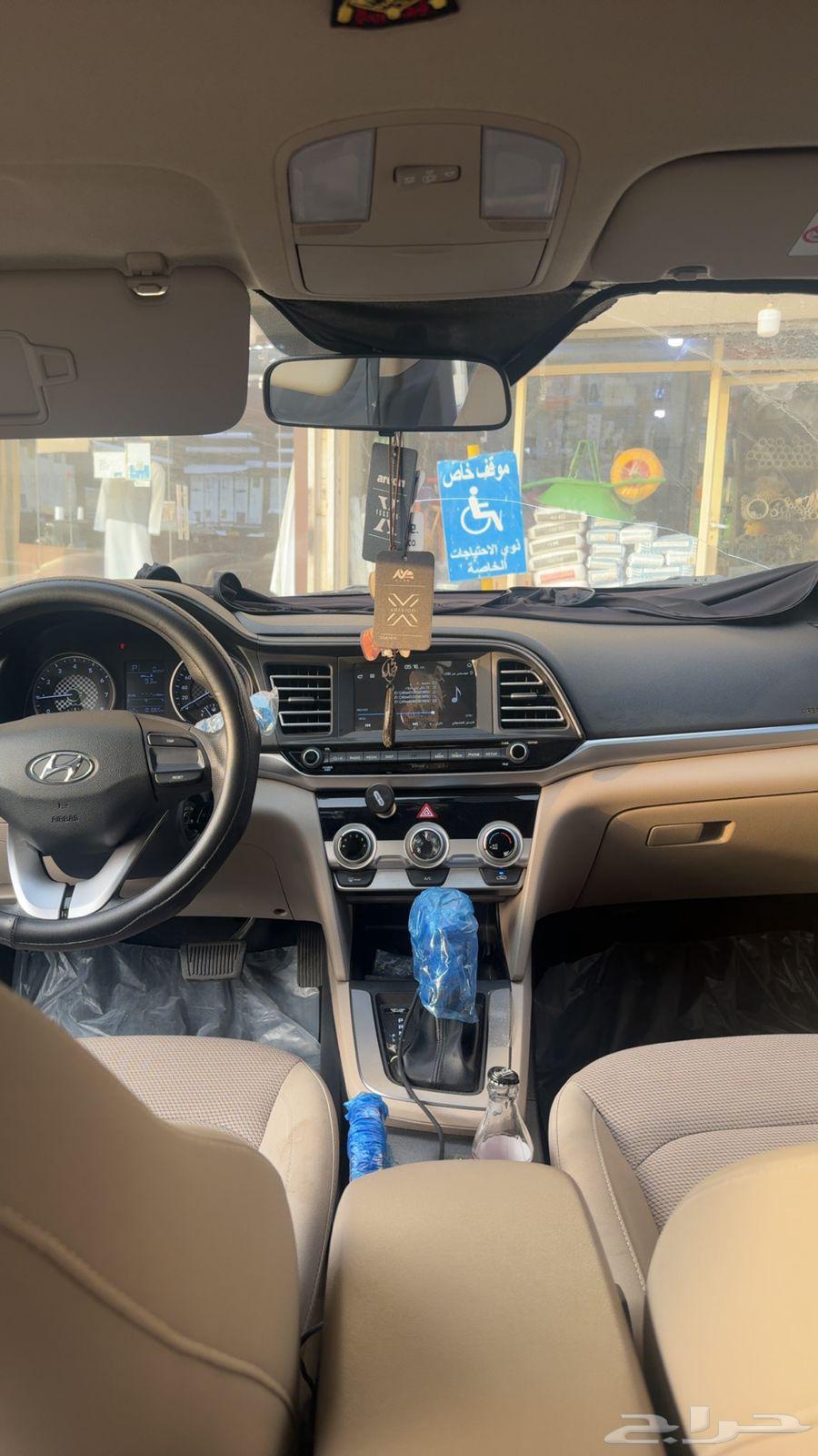 انترامديل2020شرط قير ومكينه وبدي موجود كامل اغراضه ممشى 10064357113812227112