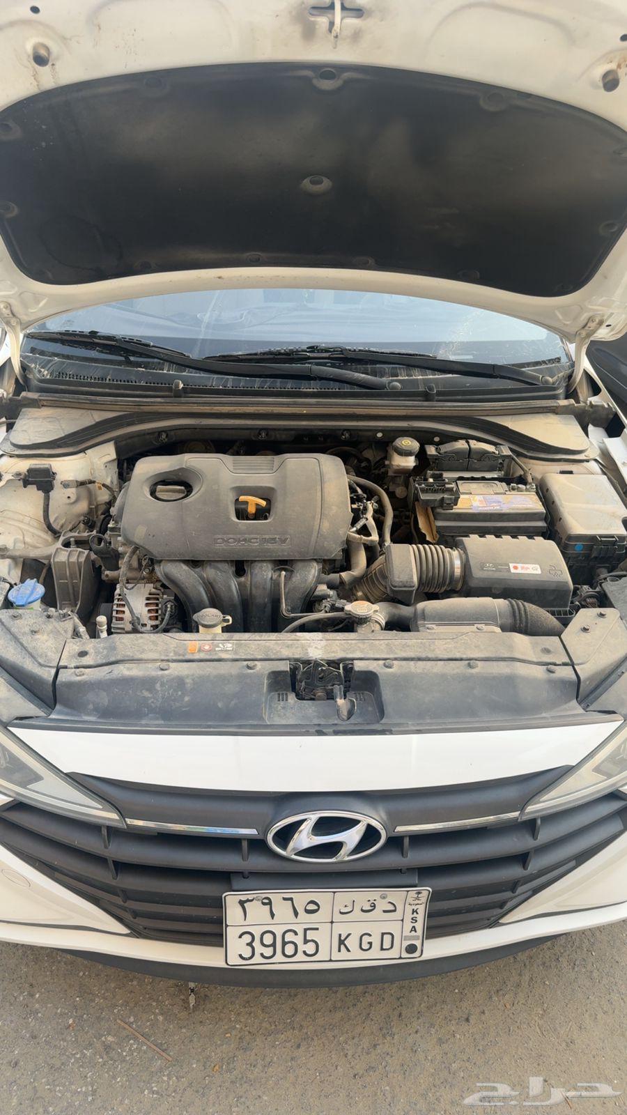 انترامديل2020شرط قير ومكينه وبدي موجود كامل اغراضه ممشى 10064357113812227110