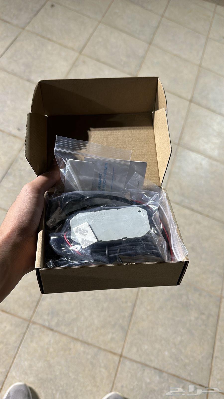 Opening the garage door using a smartphone64357761990914110