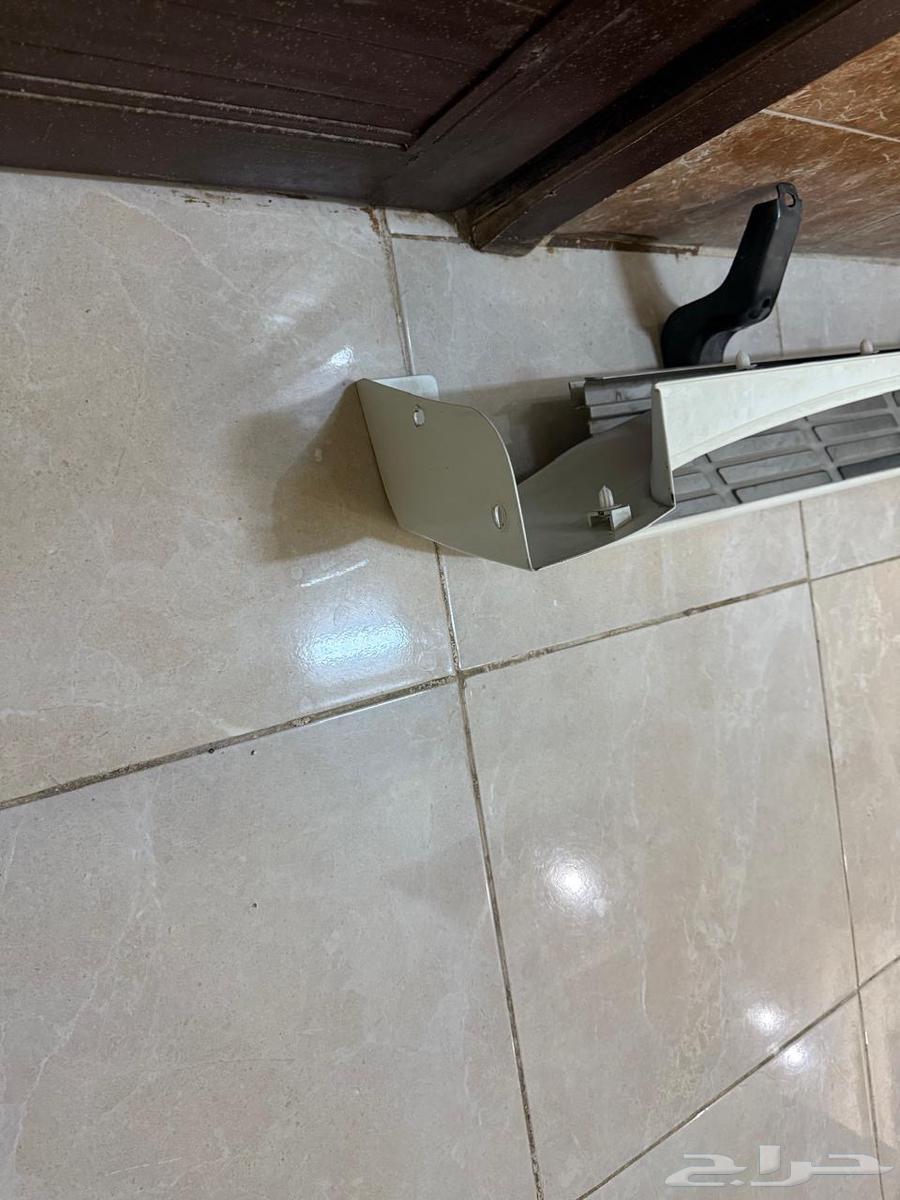 دعاسة لندكروزر2016جهة السايق64356967616129113