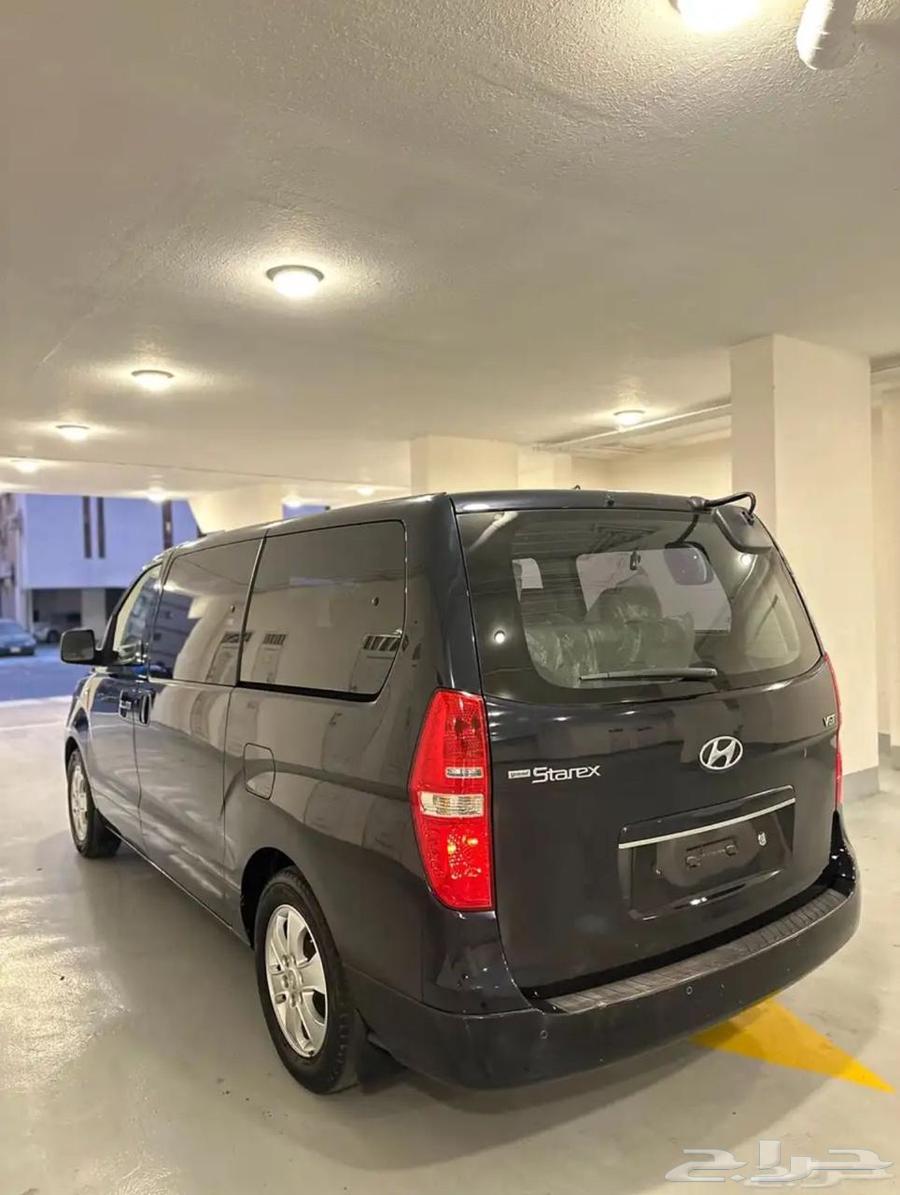 Starix bus for rent with driver64358756541571112