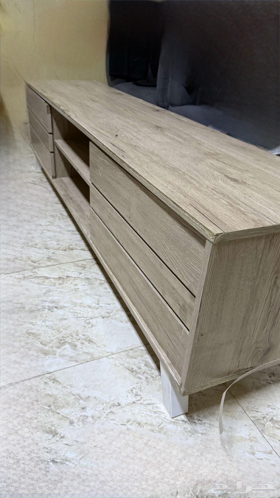 طاولة شاشه64126262357891110