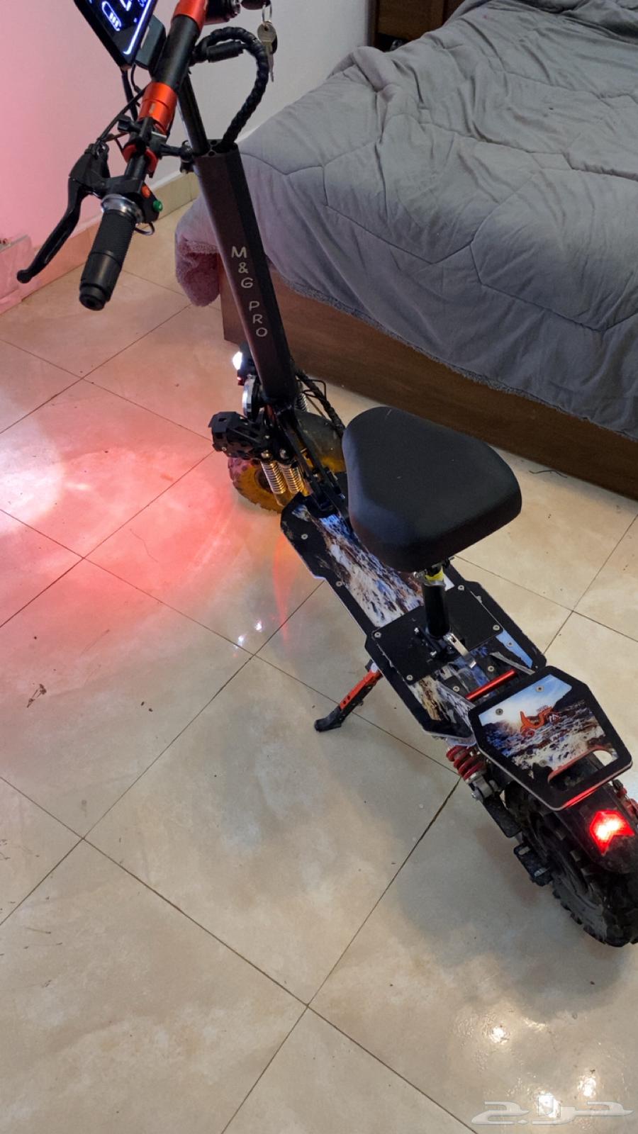 سكوتر الوحش 2164141533540609113