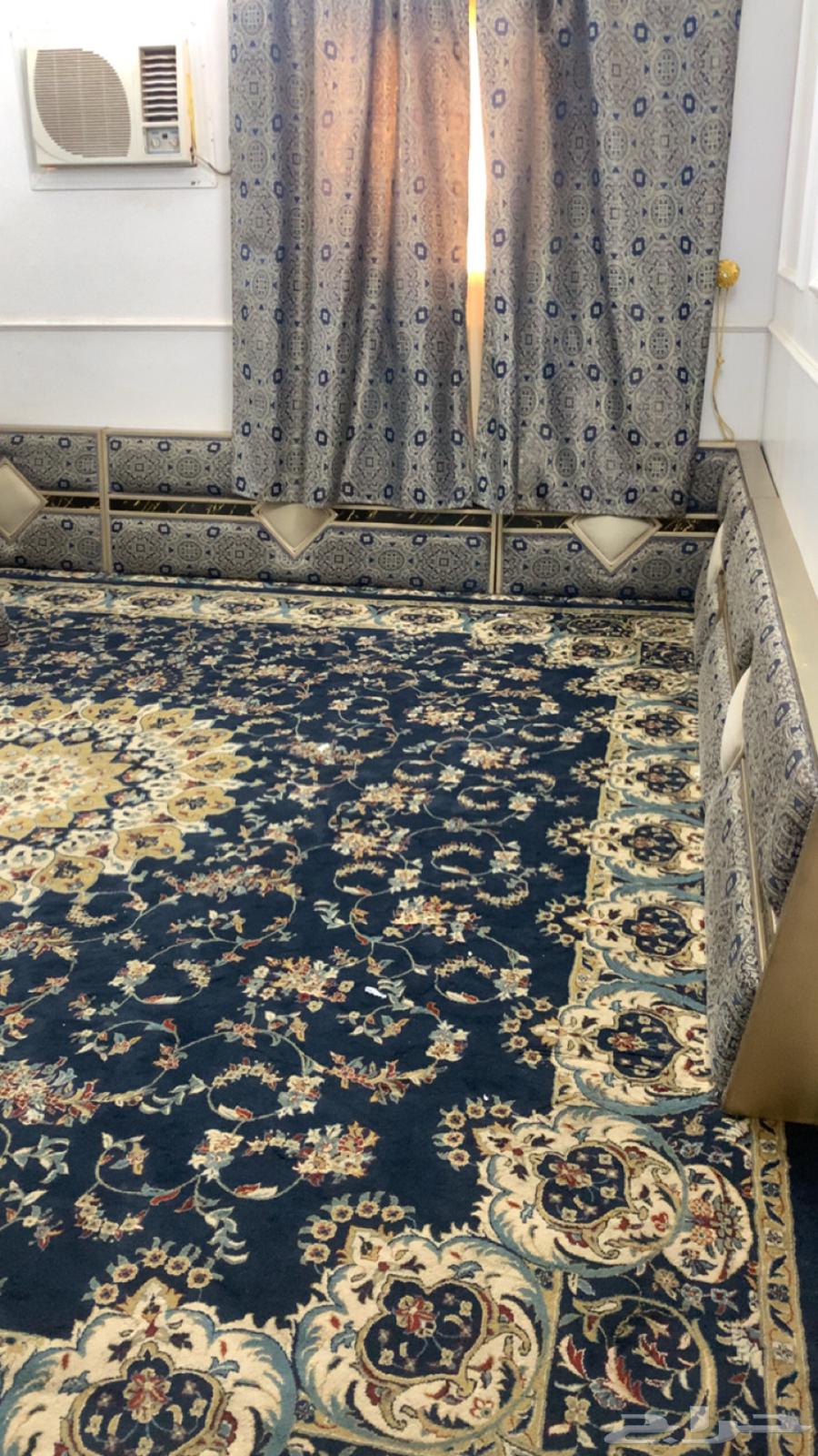 Original Turkish carpet with additional cushions and one year of use64141529081090111