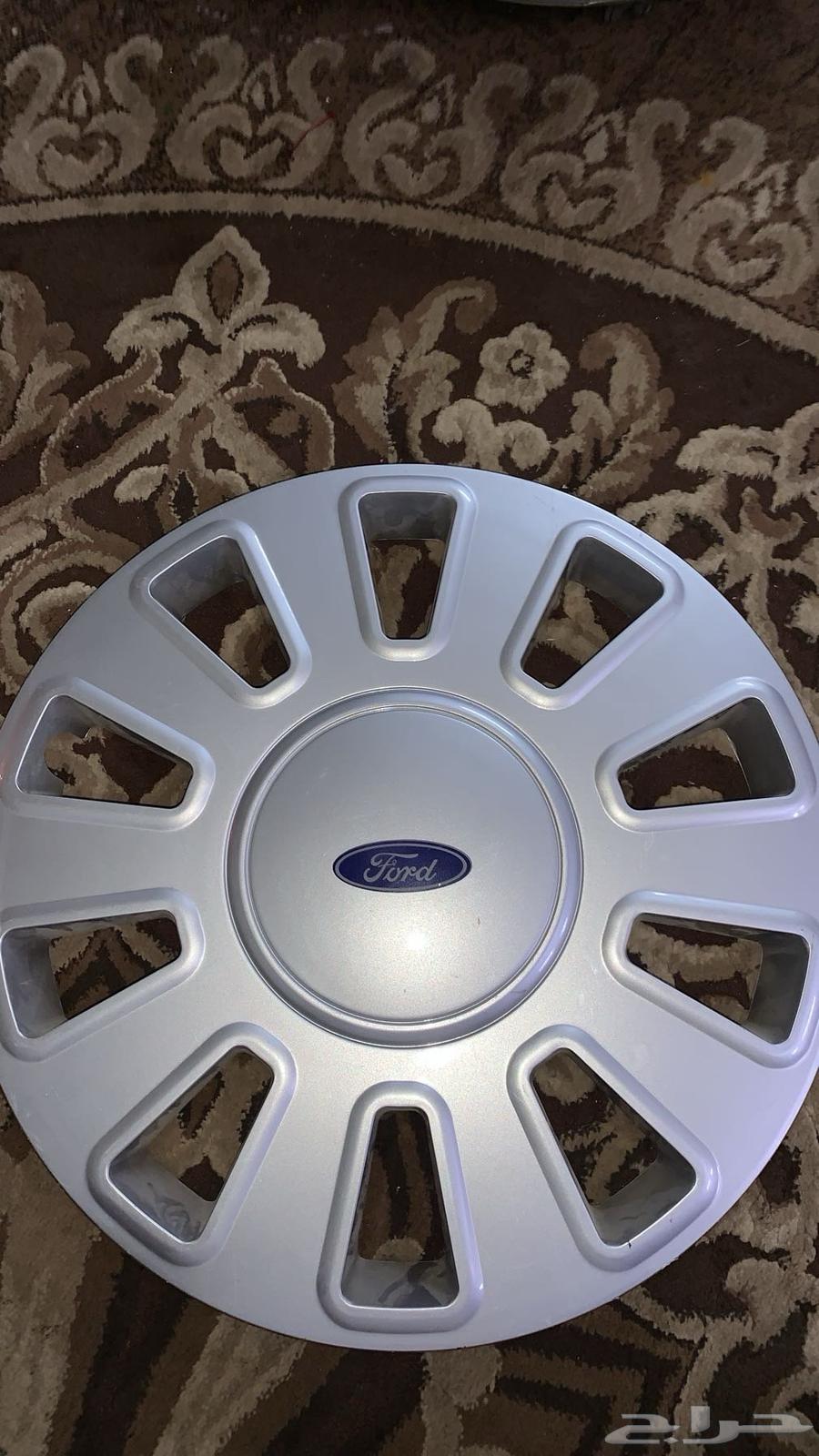 للبيع طاسه فورد64371162103426110