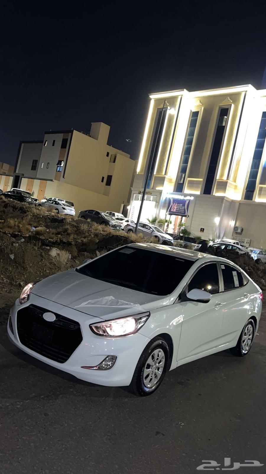 اكسنت 2014 لون ابيض للبيع64367318095873110