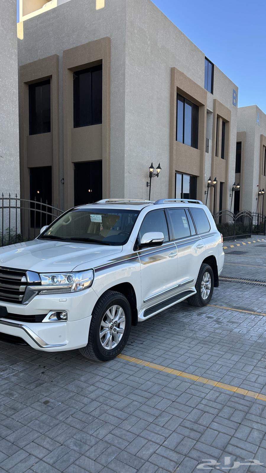 للبيع جكسار 2016 بريمي مخزن64370131582722112