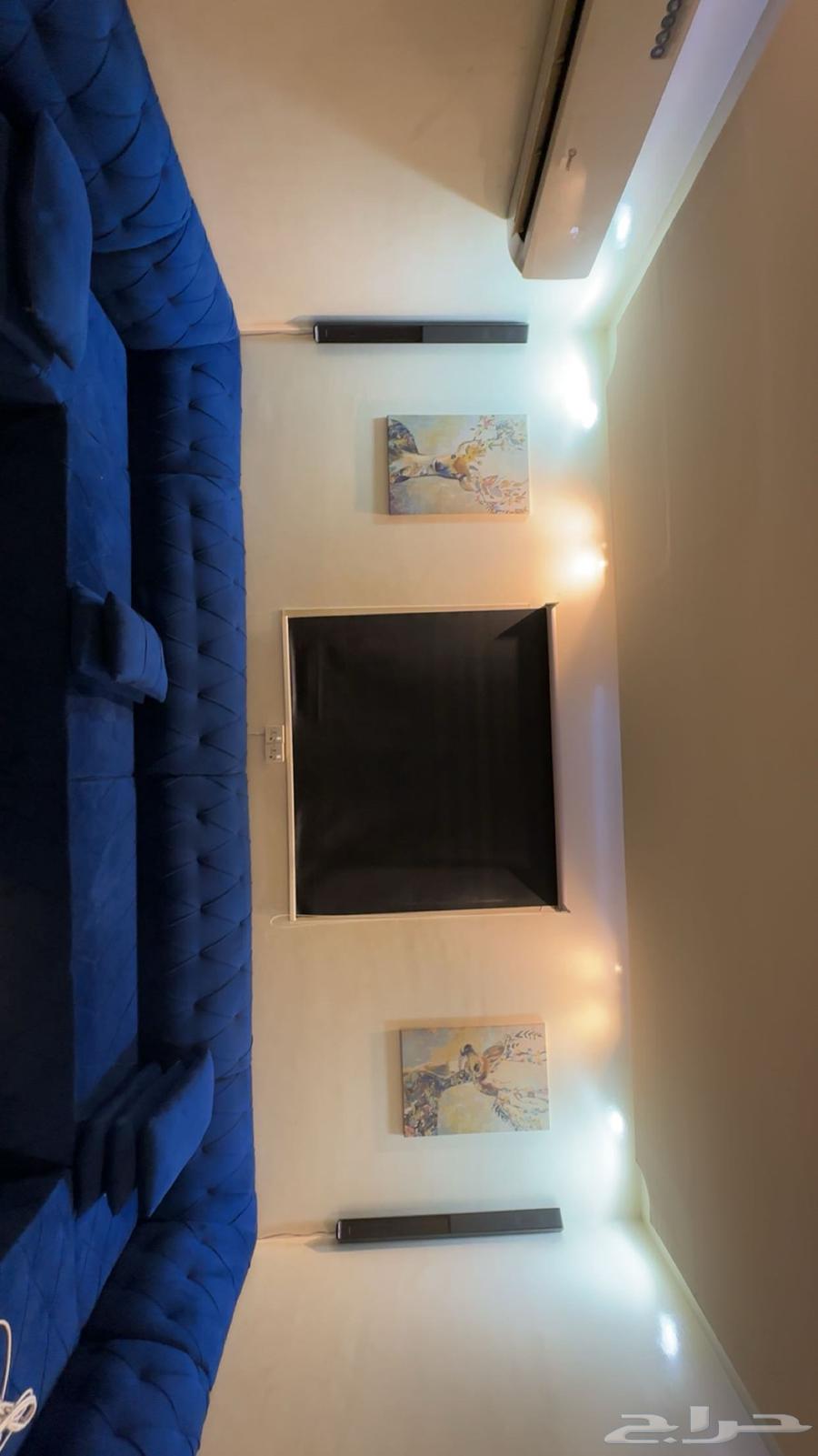 Sofa in excellent and clean condition64144555436929110