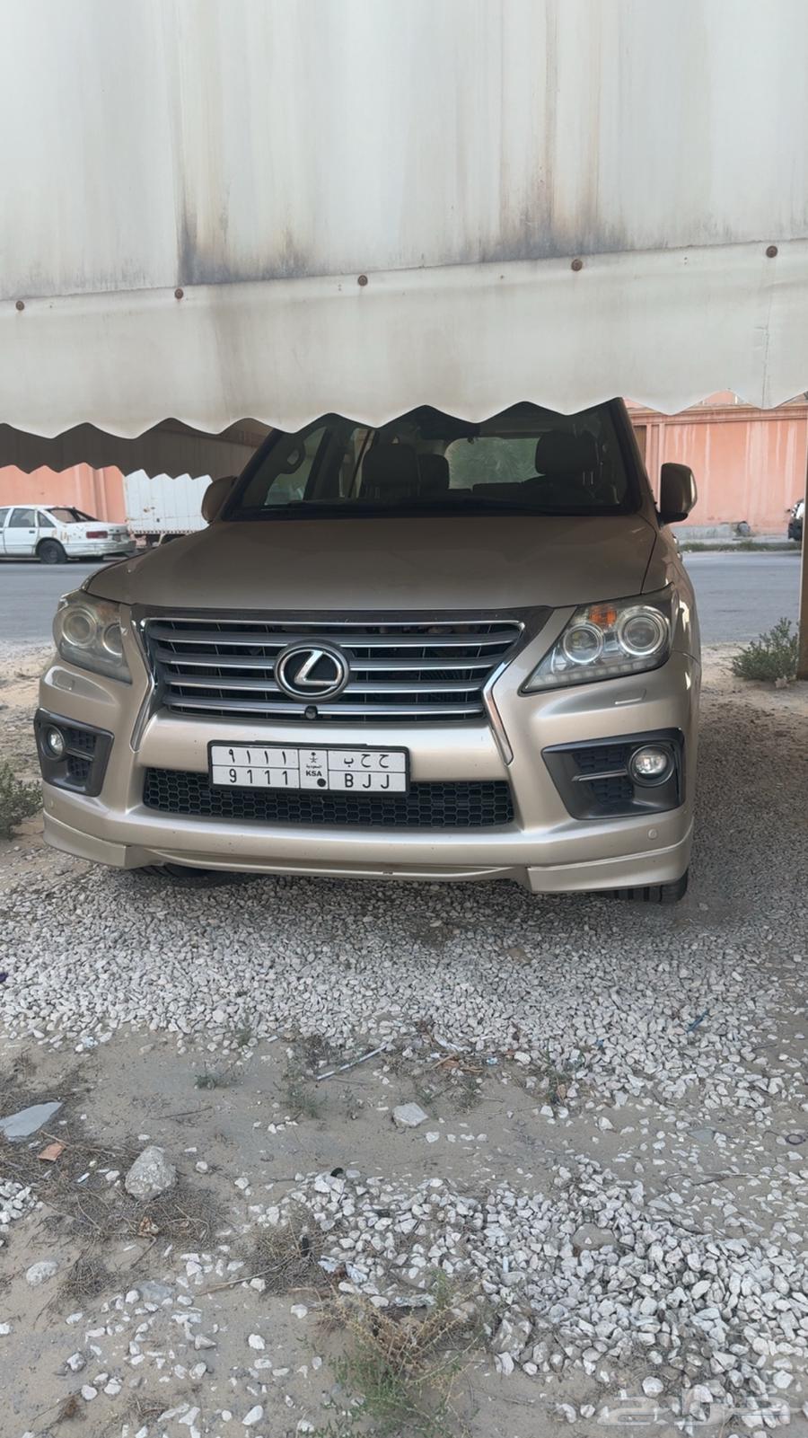 Lexus 2013 with new body and engines64369484240003110