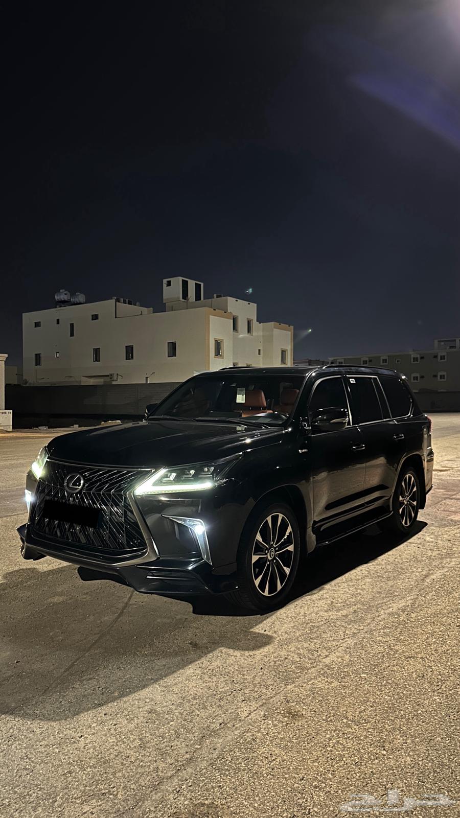 Lexus64369630404610112