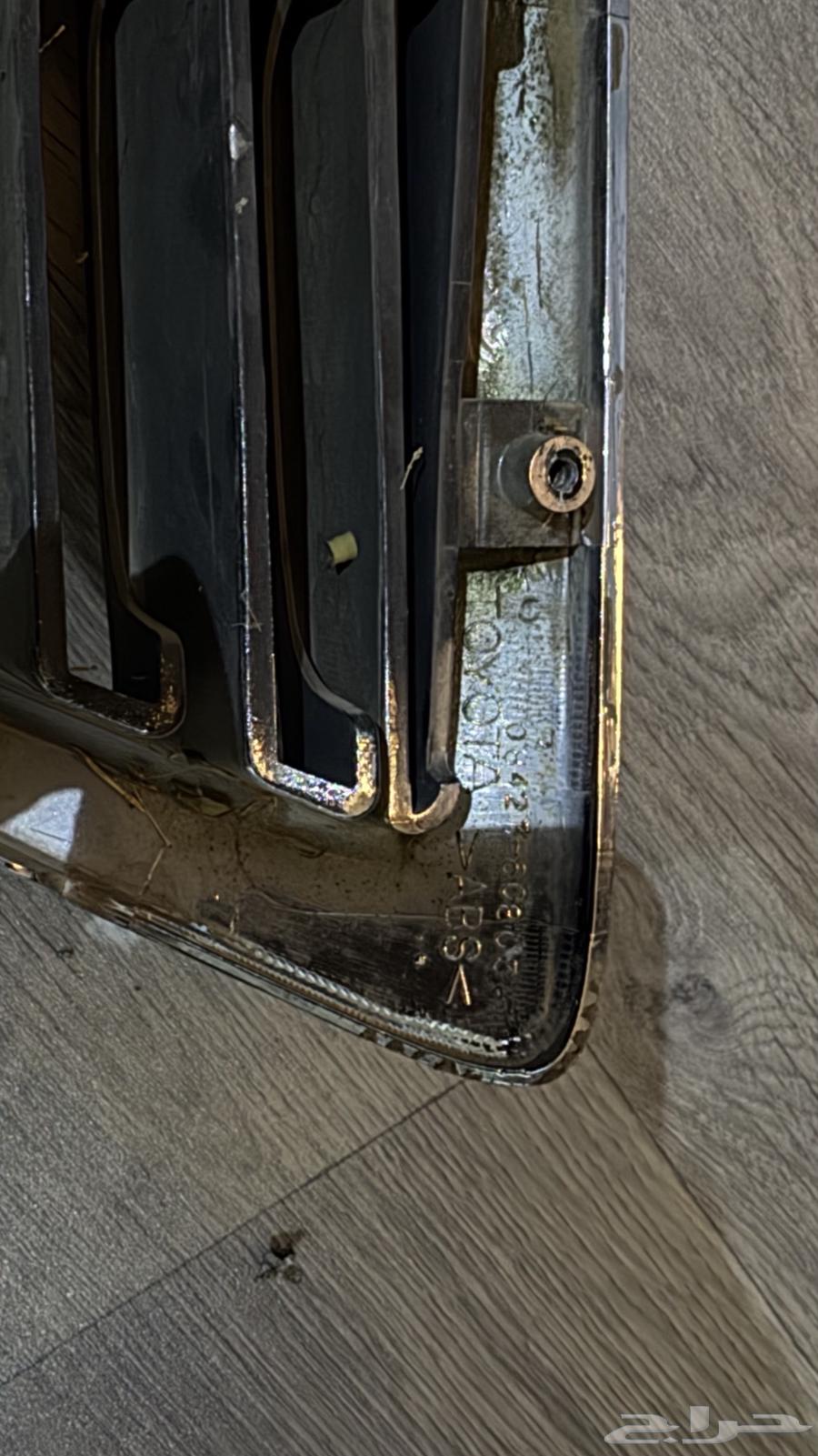 شبك جيب لكزس 2002 وكاله64368221984387112