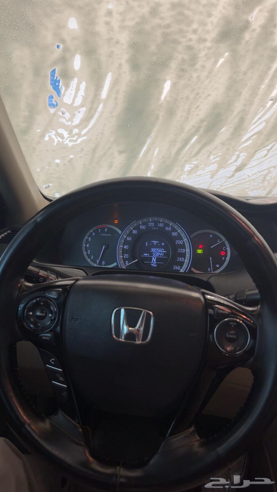 هوندا اكورد 2017 اللون اسود64366322447619113
