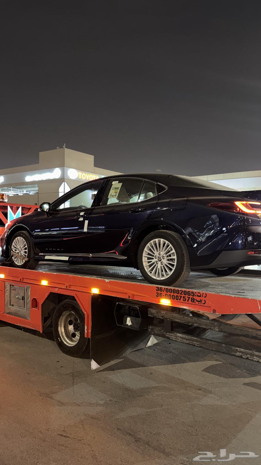 كامري 2025 كحلي نص فل Le بنزين64370525484035113