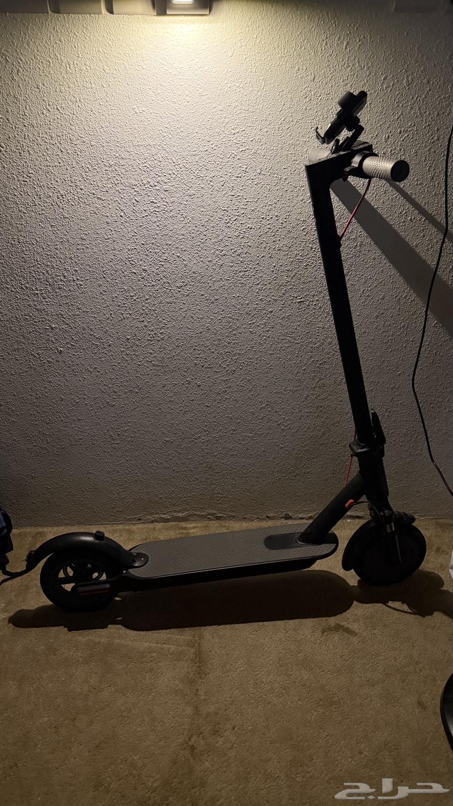 Agent's scooter, clean, used three times64141549620993110