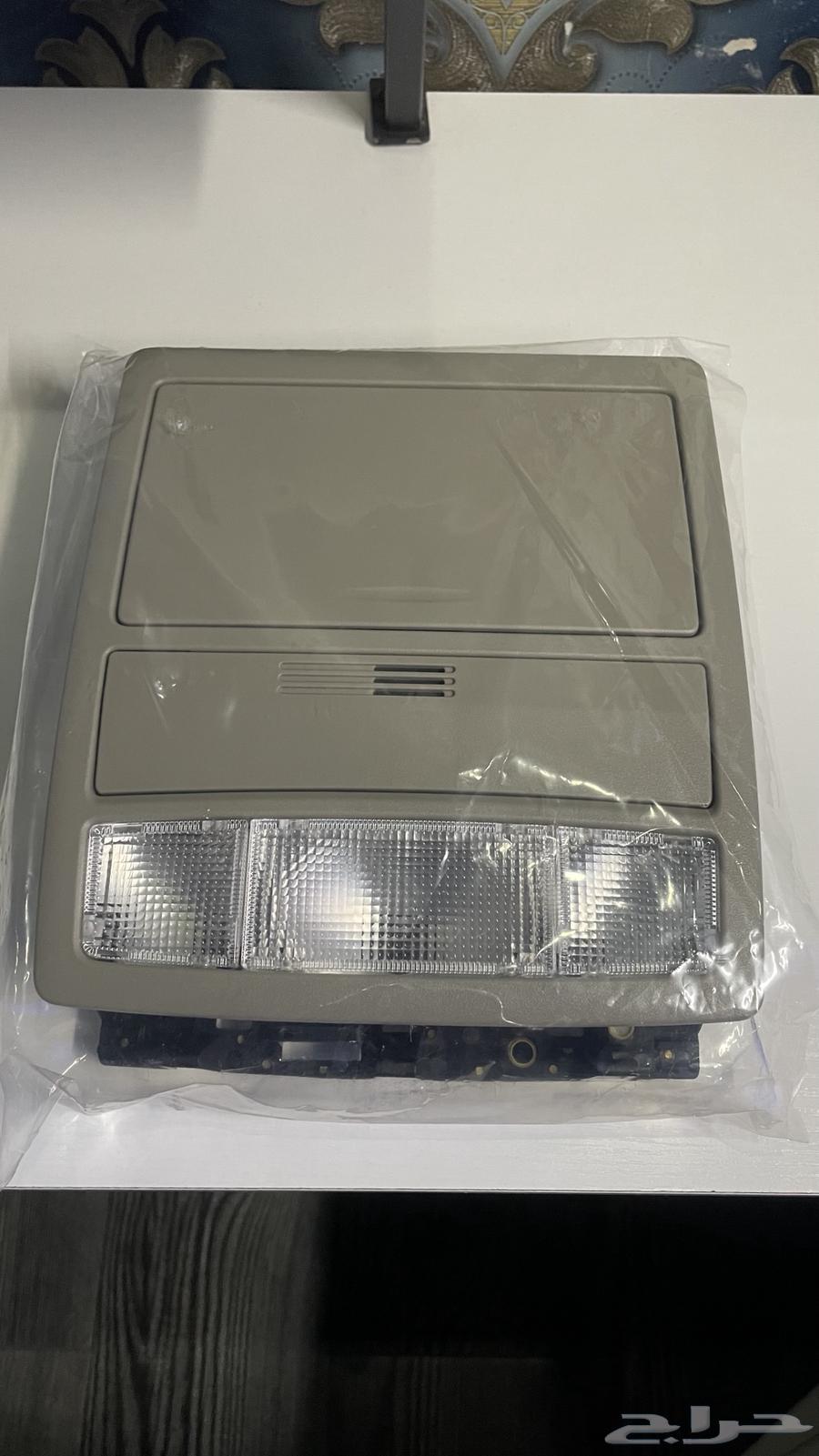 Standard Ceiling Light Bulb for Camry 2007-201164369226383490110