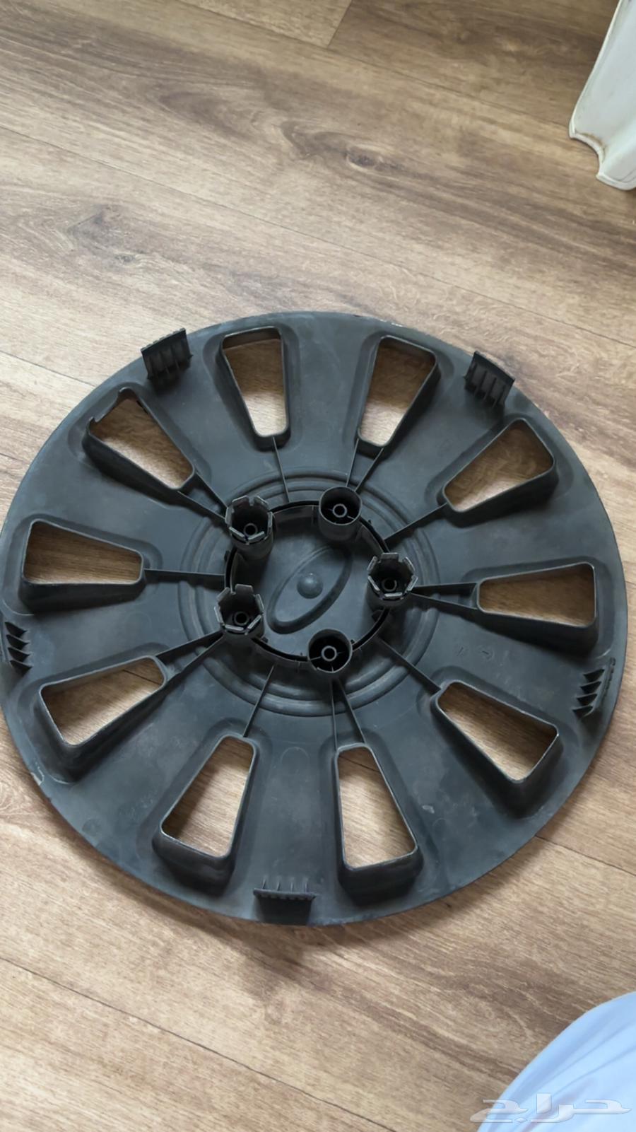 طيس كروان فيكتوريا بوليسي اصلي64368325169539114