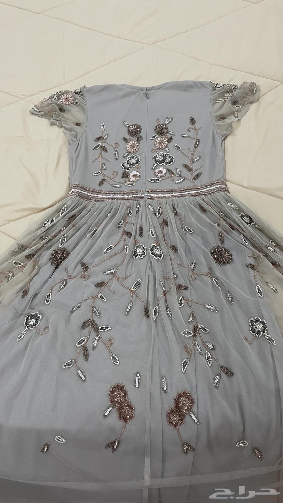 3 Dresses with pictures front and back64141547208322111
