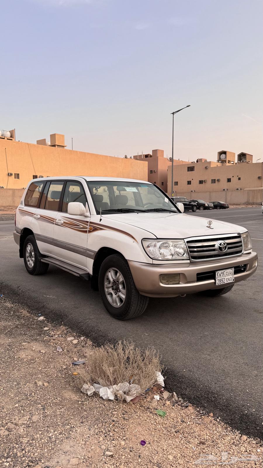 Land Cruiser GXR 2003 Full Option with Differential Lock64368980919810110