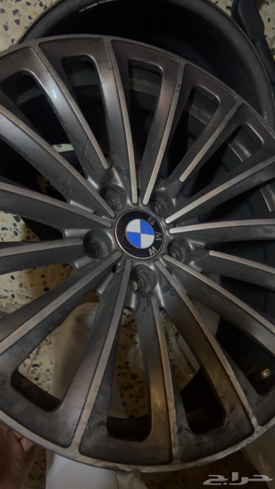 جنوط بي ام مقاس19 مستعمل ولا يوجد به كسور او شي64364232960131111