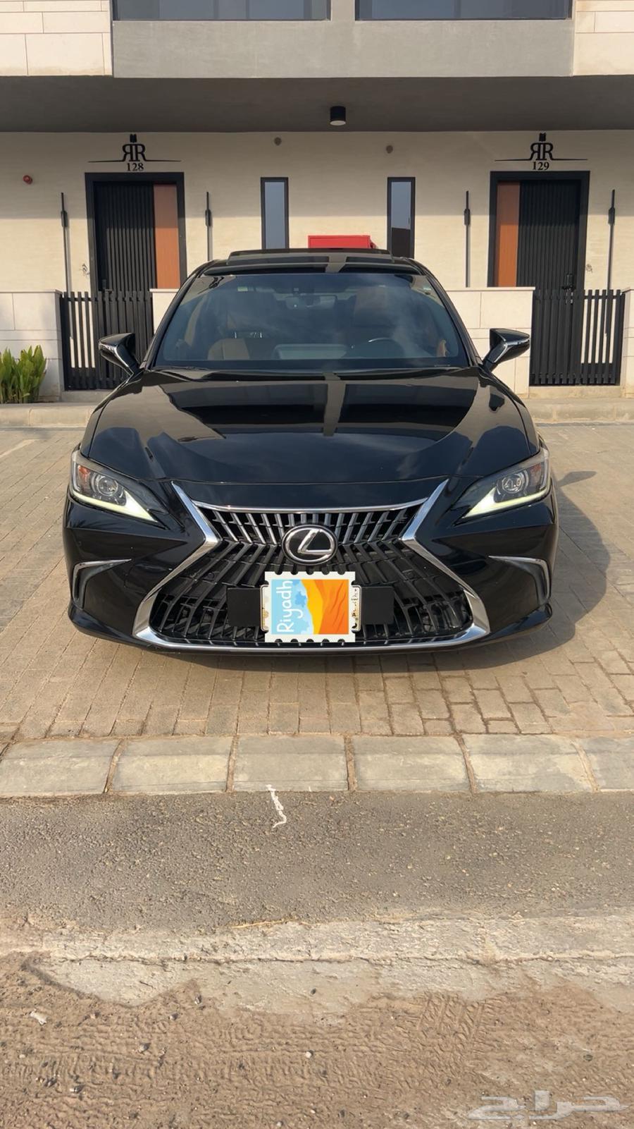 لكزس ES300 h هايبرد 2023 للبيع64366805054339110