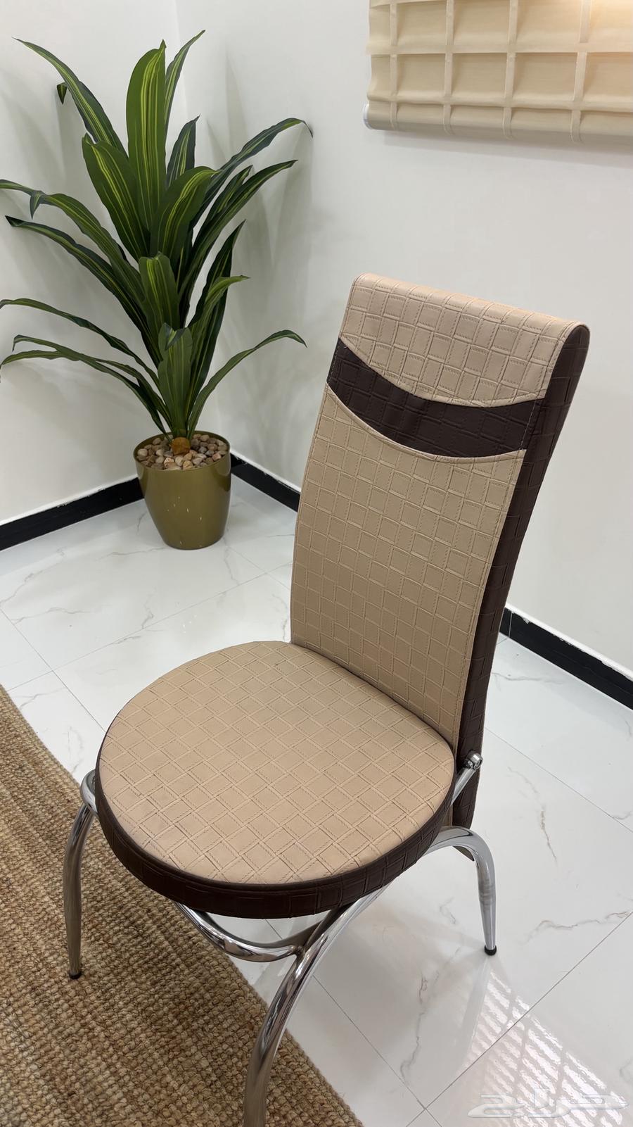 Dining table64129593676289110