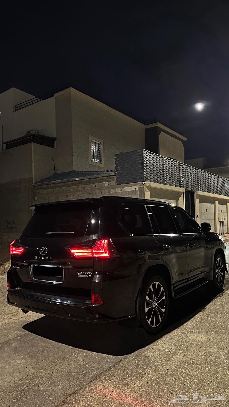 Lexus64369630404610111