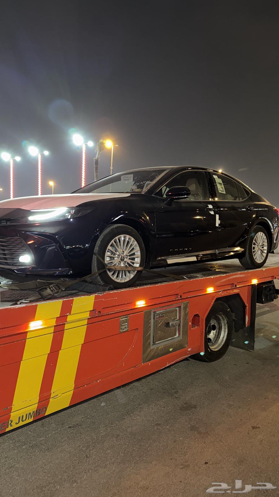 كامري 2025 كحلي نص فل Le بنزين64370525484035110