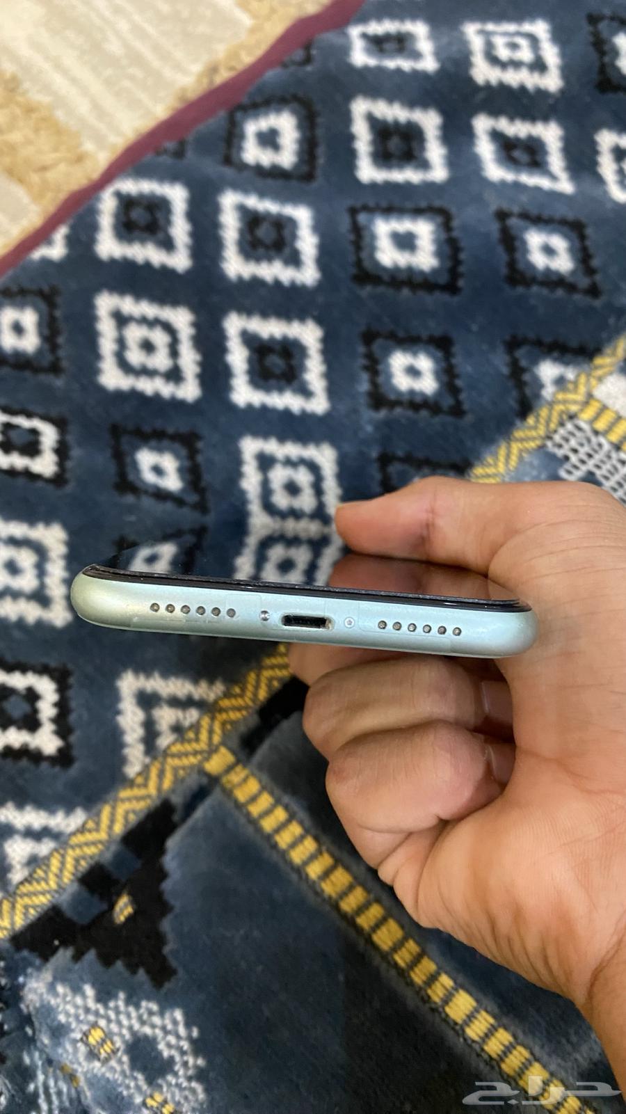 iPhone 11 mobile phone64141933257219112