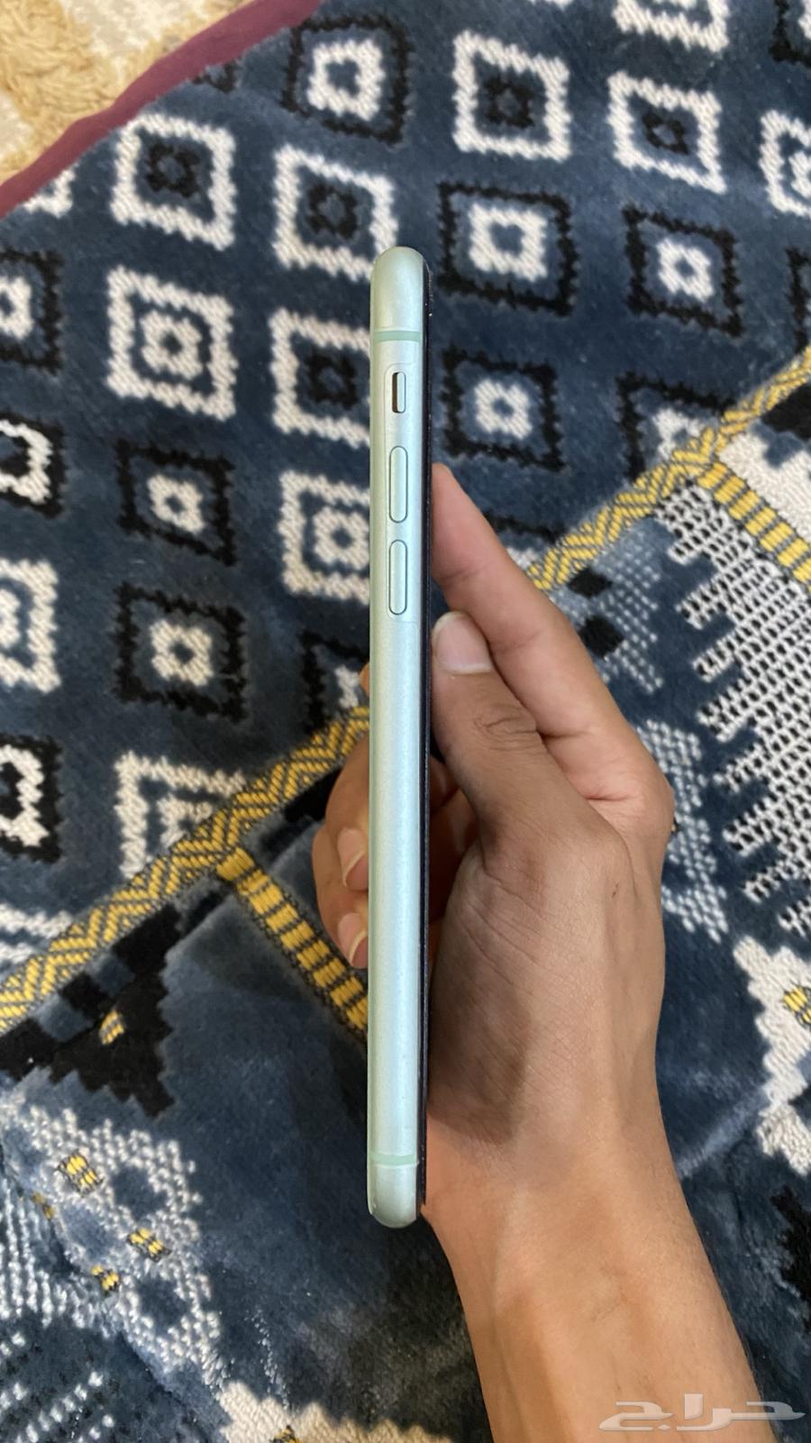 iPhone 11 mobile phone64141933257219111