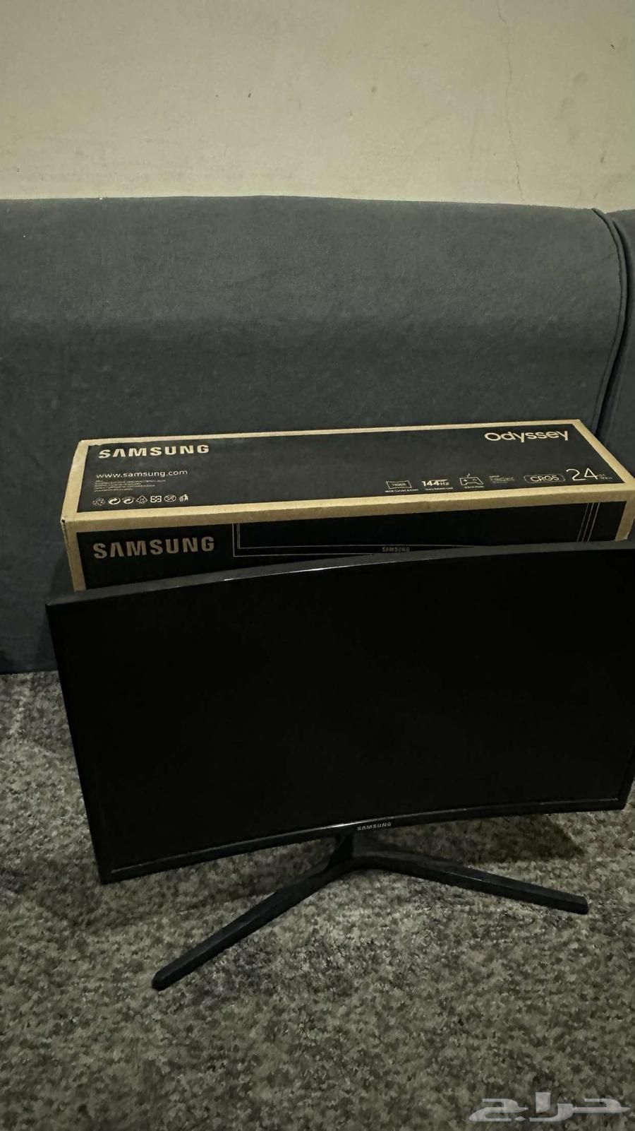 Samsung CRG5 Gaming Monitor64141921918082111