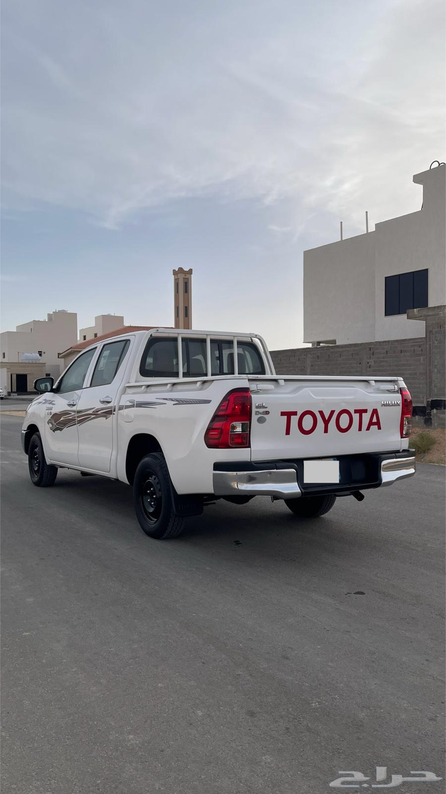 للبيع هايلوكس 2023 ديزل شرط64368397400323113