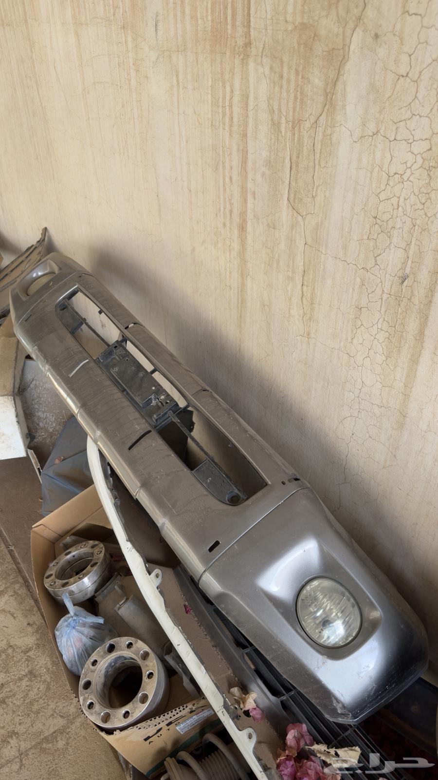 صدام ربع رفرف وكاله قصير اقطم64361312234883110