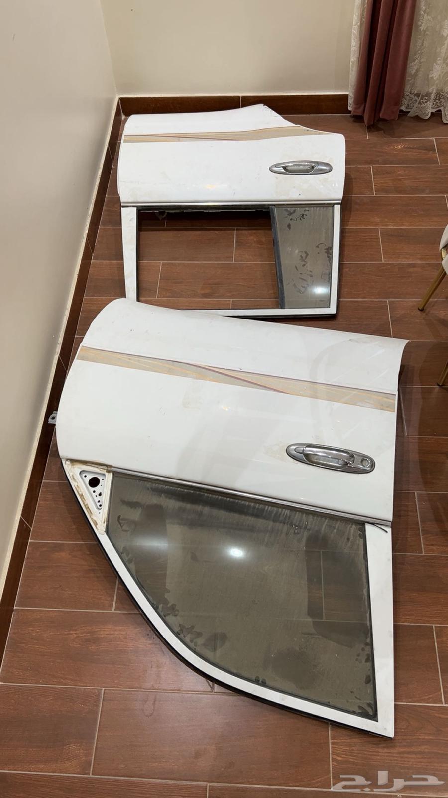 قطع لاندكروزر ابواب بلد وشمعات لاندكروزر من 98 ل 200564359893775362111