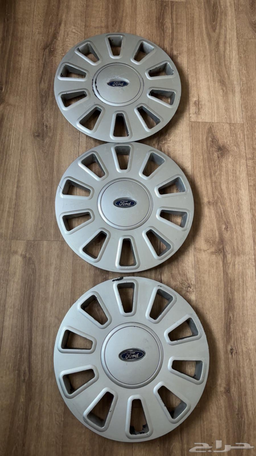 طيس كروان فيكتوريا بوليسي اصلي64368325169539110