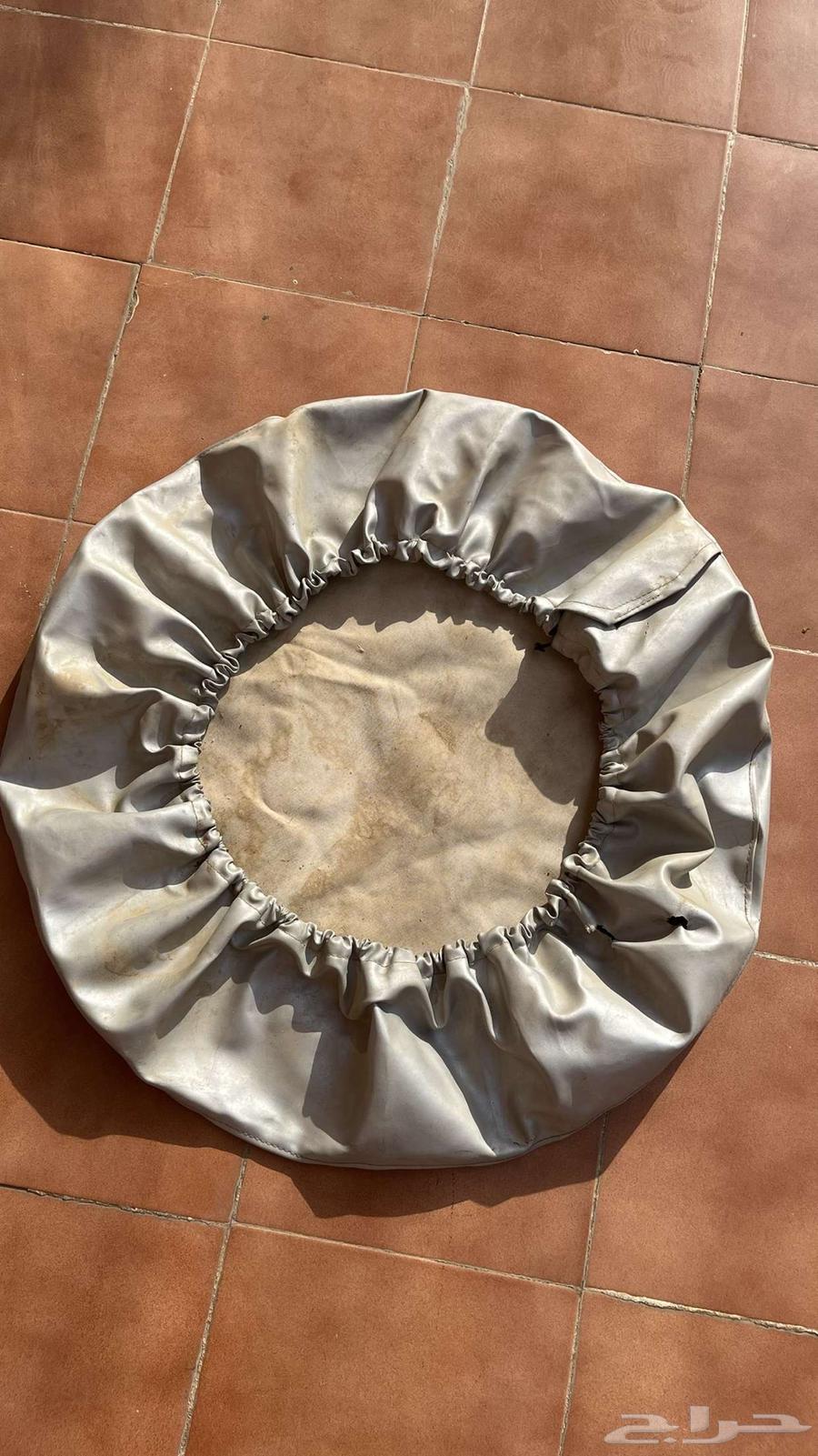 Spare cover, quarter fender, and quarter fender cover for sale in a quarter of Omar's life64371263589634111