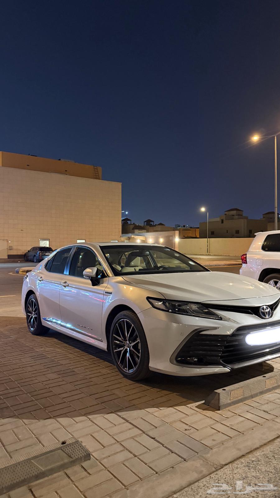 كامري 2023 هايبرد GLE فل كامل64372229335042110