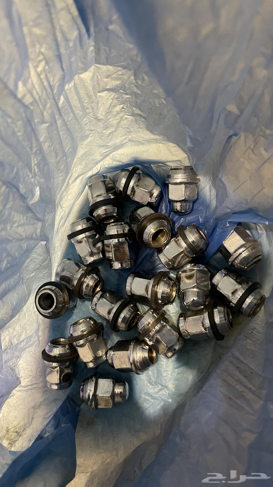 صواميل كفرات اوبتما فوق الطيس تركب64367901523330110