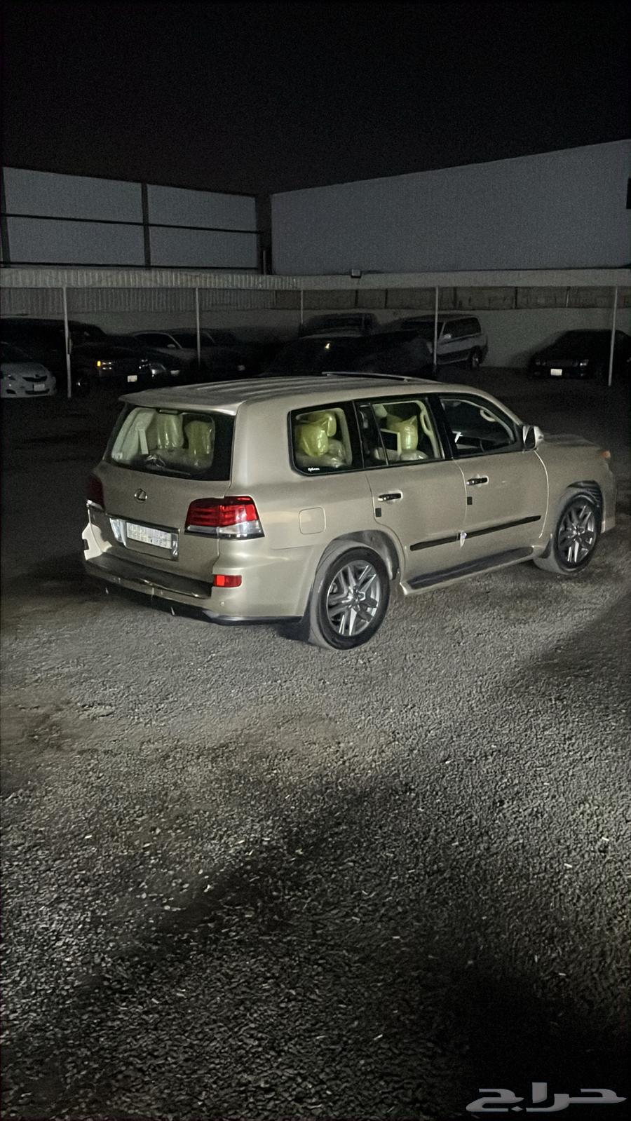 للبيع لكزز 201364367813865858110